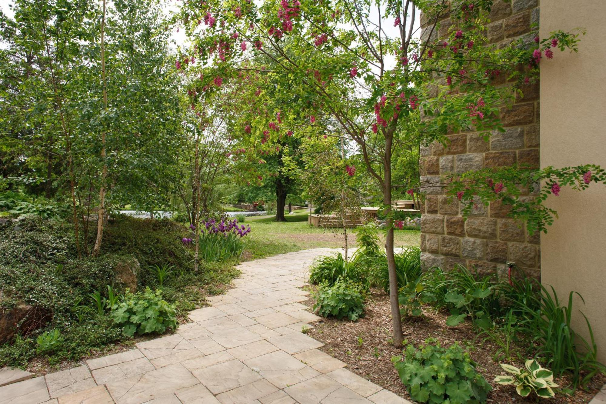 The White House Bed & Breakfast Perth Exterior photo